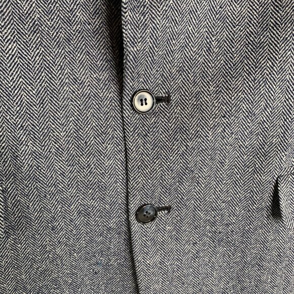 Mens Herringbone Gray Single-Breasted Blazer Jacket Two-Button Closure Made In C - Picture 4 of 9